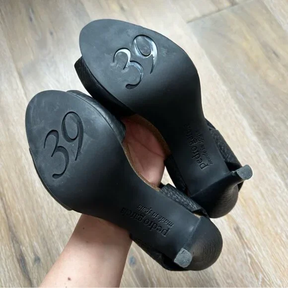 Pedro Garcia Black Pebbled Leather Sandals 4.25 Inch Heel - Size EU 39 (US 8) - Picture 5 of 17